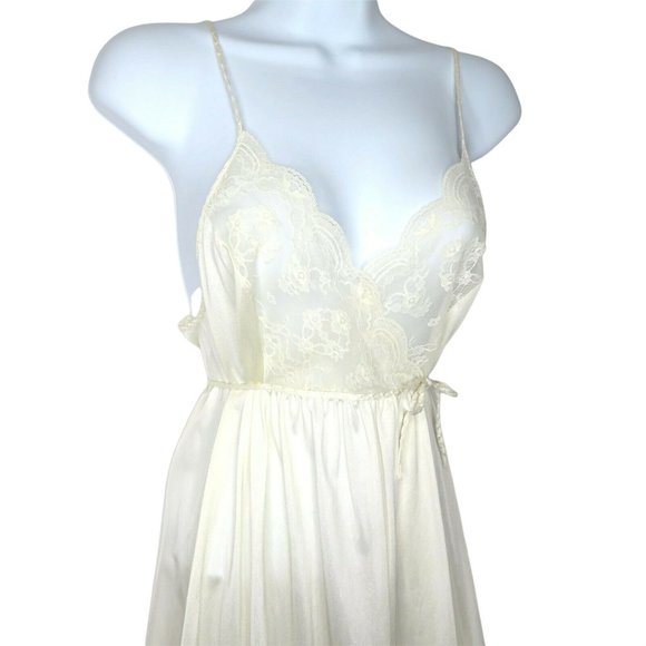 Vintage 70s Full Length Sweeping Nylon Slip Nightgown S White Lace Slit Leg Tie - Picture 7 of 12
